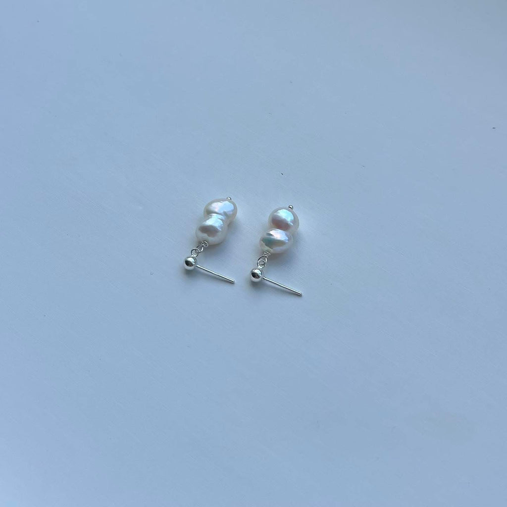 Baroque Gourd Pearl Earrings