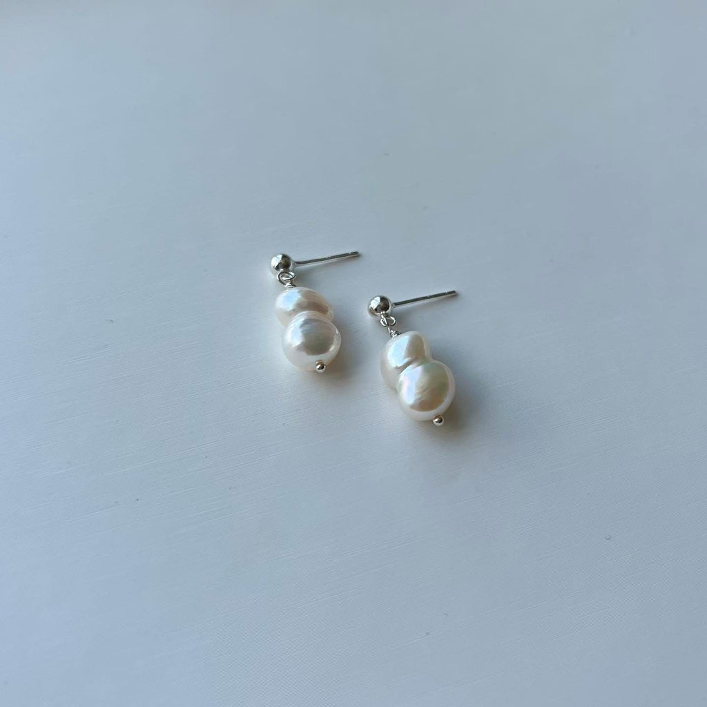 Baroque Gourd Pearl Earrings